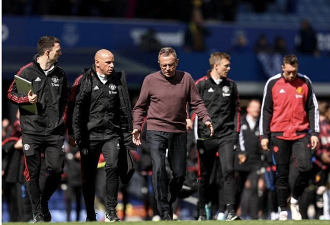 半空间穿针 半空间穿针