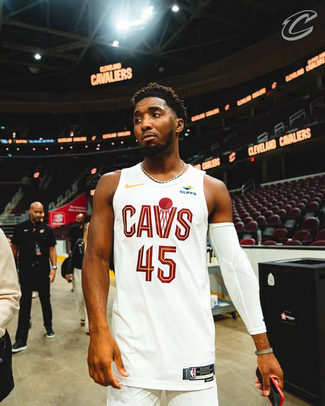 做了窗口扩 做了窗口扩